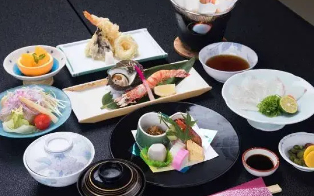 Yao Tennen Onsen Yao Grand Hotel