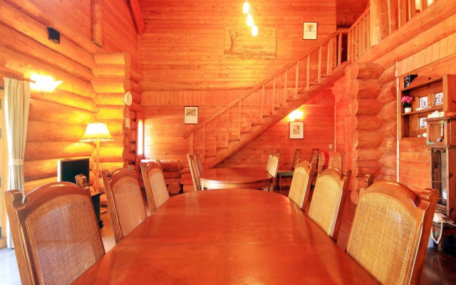 Log cabin rental & Finland Sauna Step House