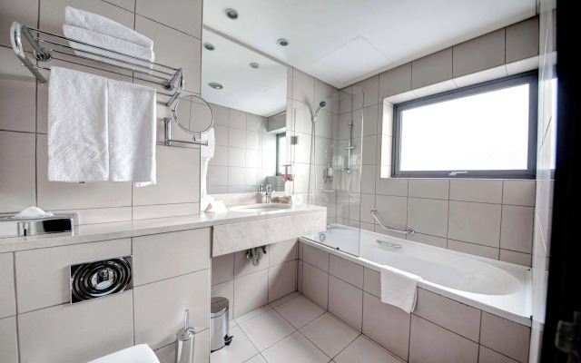 Leonardo Bucharest City Center