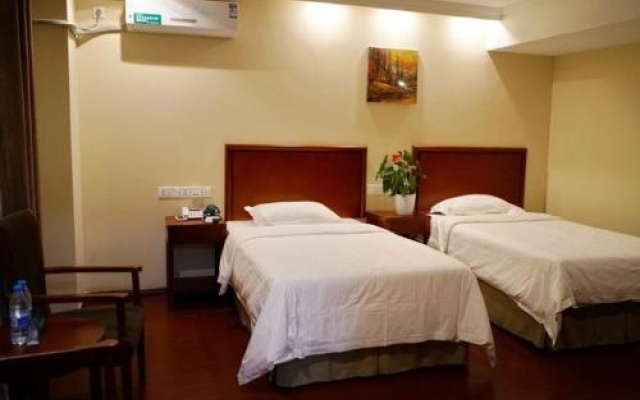 GreenTree Inn Nantong Liuqiao Town Government Tongliu Road Express Hotel – Guest Rooms – Nantong