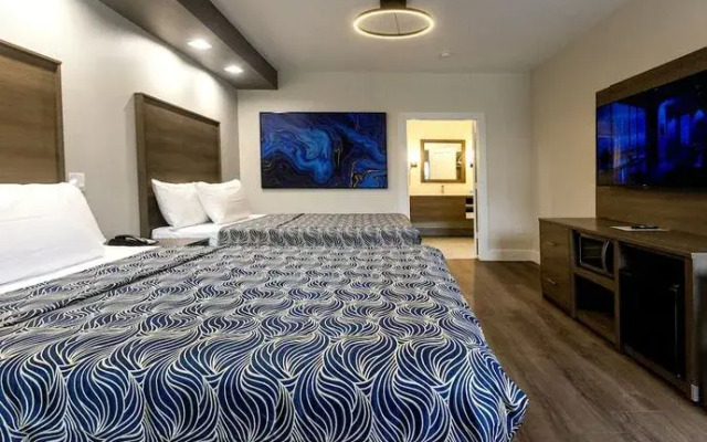 Palace Inn Blue Edgebrook