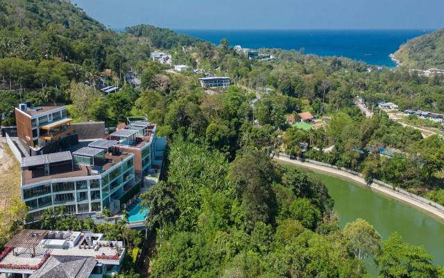 Sea View Condo BluePoint 817 Adults Only