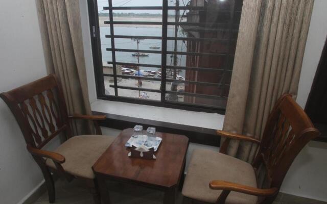 Alakhnanda Guest House