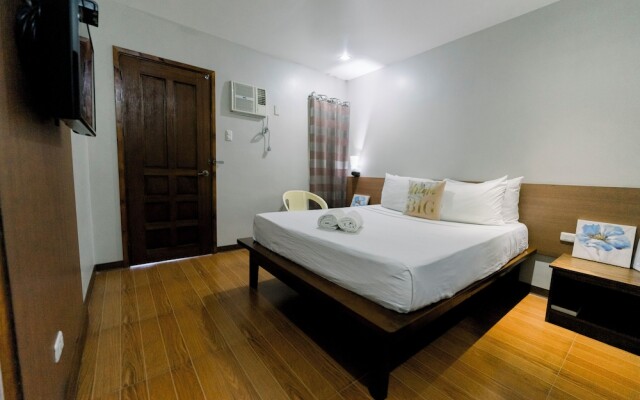 Madonna Hometel and Suites