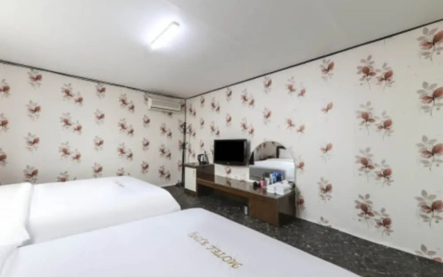Gunsan King Motel