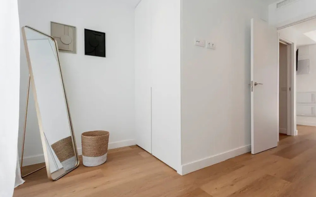 Exclusive Penthouse With Private Terrace in Madrid Zabaleta V