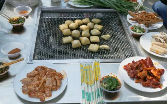 Yuhotel Kunming Northeast