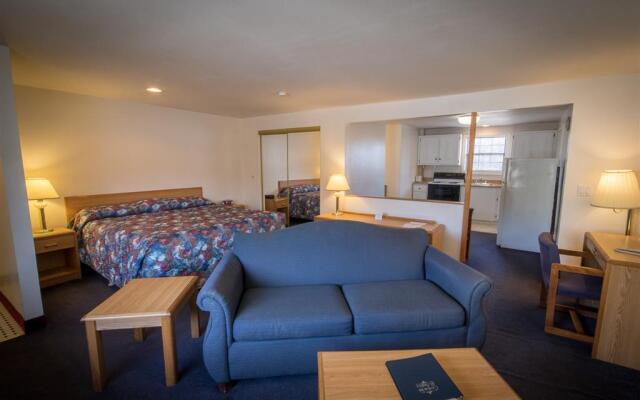 Groton Inn & Suites