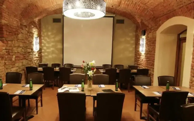 Rott Hotel