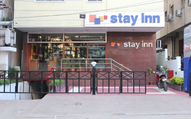 FabHotel Srujana Inn