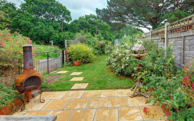 Holiday Home Briar Cottage