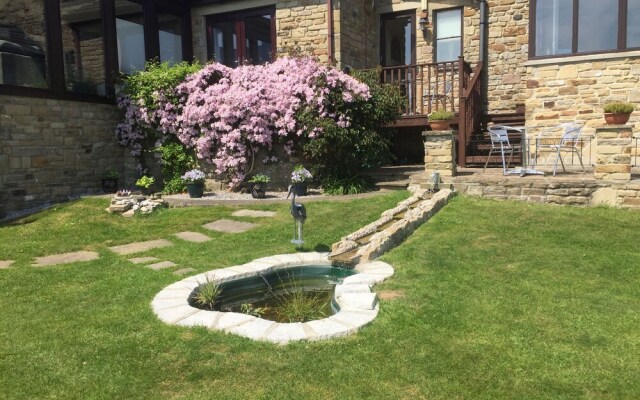 Oak Lodge Bed & Breakfast