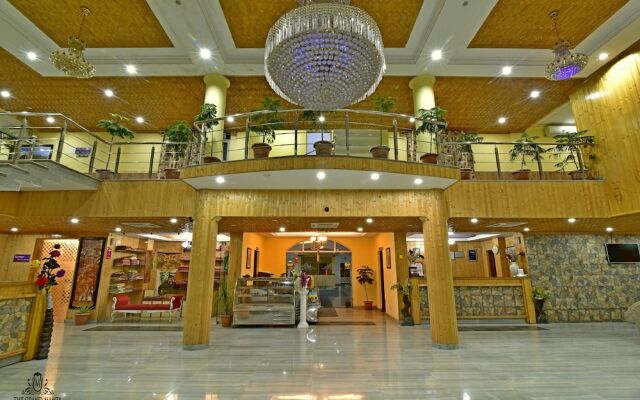 Hotel The Grand Mamta