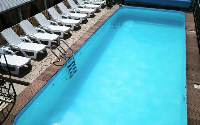 U Yudzhina Guest House