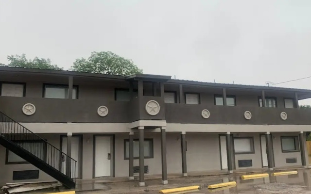 Capital Motel
