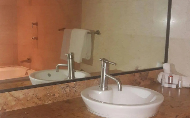 Suites Teca Once