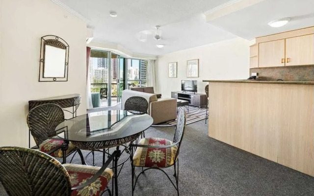Holiday Holiday Sun City Apartments