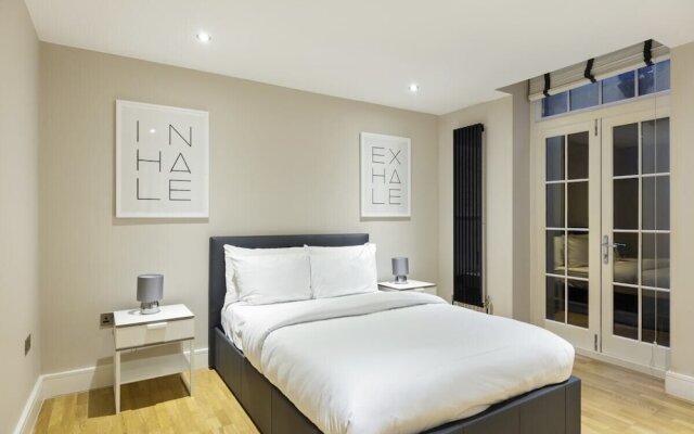 Modern & Cosy Apartment Close To Tube, Sleeps 5