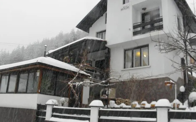 Veselie Guest House