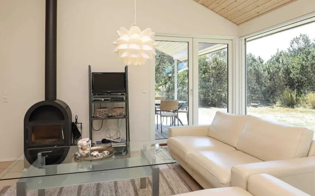 8 Person Holiday Home in Albaek-by Traum