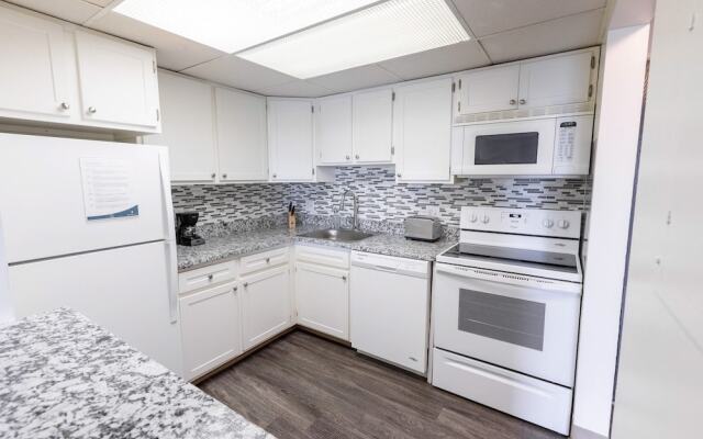 Motor City Suites by Barsala