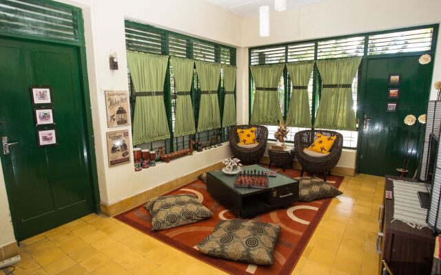 Mango Tree Dipudjo Homestay