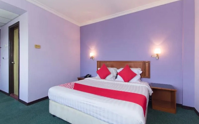 OYO 472 Comfort Hotel 1