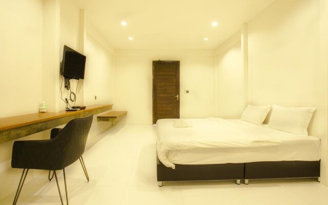 At Hostel Samui - Adults Only