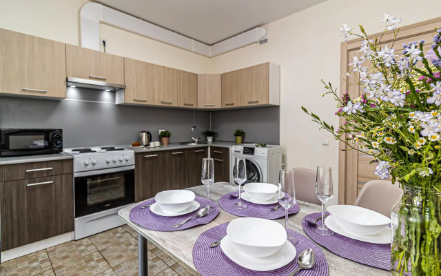 Четыре Сезона на улице Героев-Разведчиков 8 корпус 4