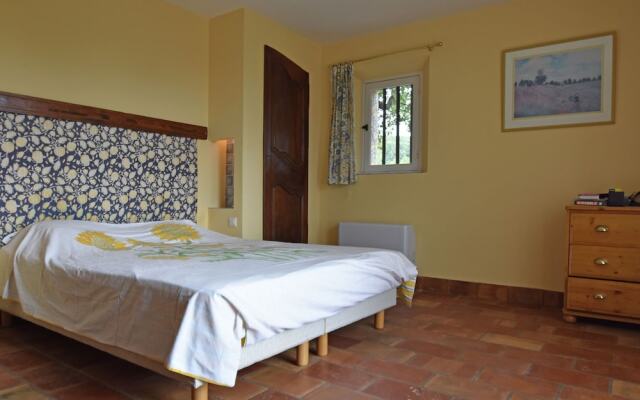 Provencal Air-conditioned Villa With Private Pool and Stunning Views