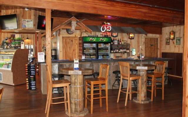 Deadwood Station Bunkhouse