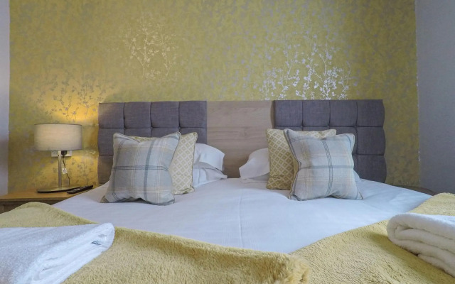 The Upper Largo Hotel & Restaurant