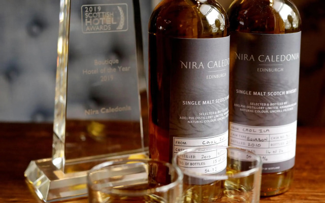 Nira Caledonia