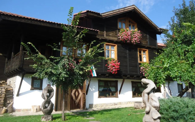 Kandaphery Guest Houses