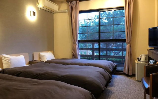 Resort Inn Yunogo – Guest Rooms – Mimasaka