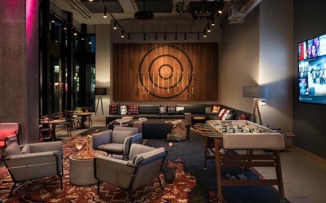 MOXY Seattle Downtown