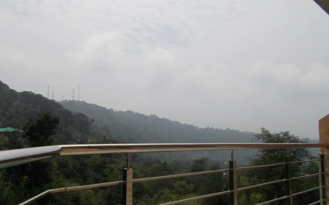 OYO 10820 Hotel Nature's View