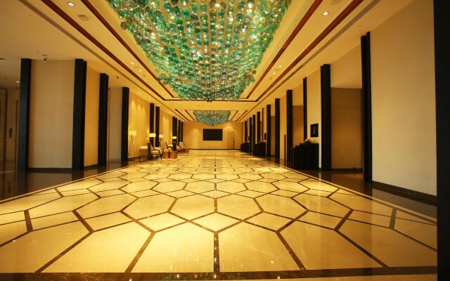 Crowne Plaza New Delhi Mayur Vihar Noida by IHG