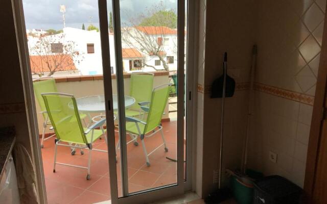 Quinta Gomeira by Amandio Batista