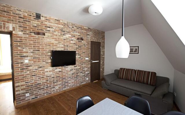 Apartment Poznan Matejki by Renters