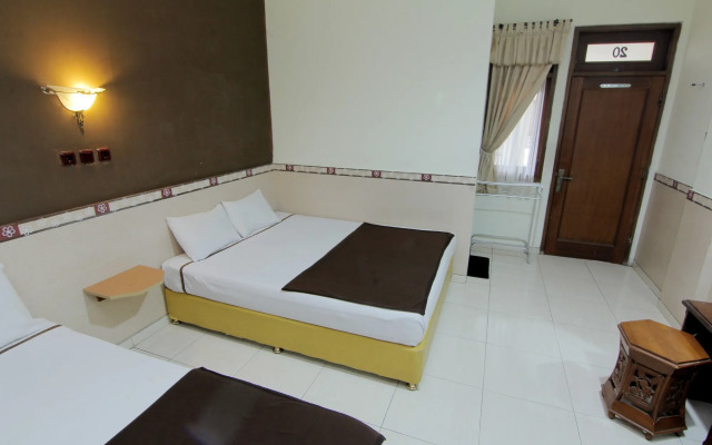 OYO 1683 Hotel Musafira Syariah