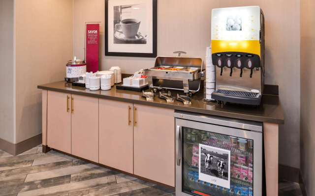 Hampton Inn & Suites Altoona-Des Moines