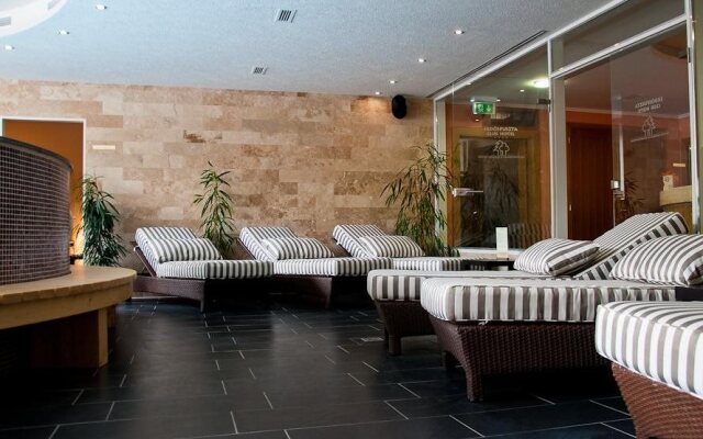 Erdospuszta Club Hotel