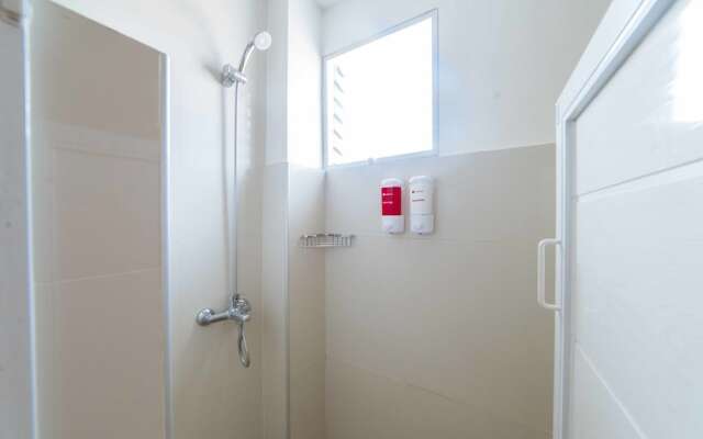 Reddoorz Premium @ Guadalupe Village
