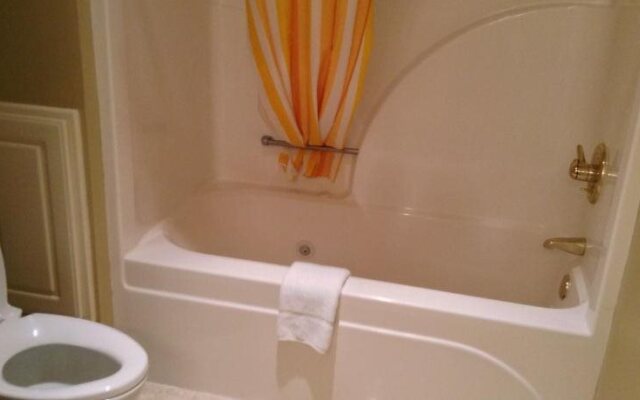 Winton Inn & Suites