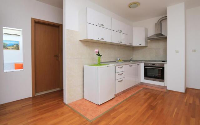 Central Beach Apartment