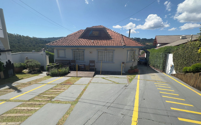 pousada ararinha azul