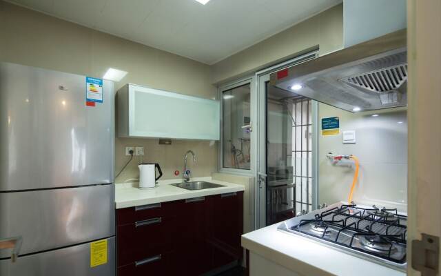 Chengdu Skyline International Apartment