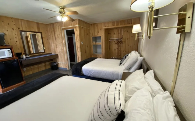Columbia Point Resort