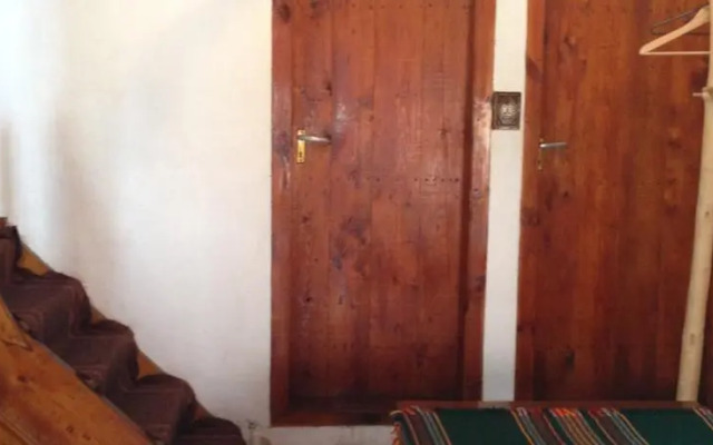 Charshiata Guest House